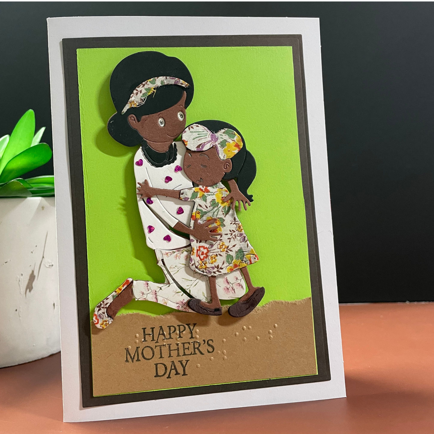 Braille Mother's Day Card – “Big Hug”