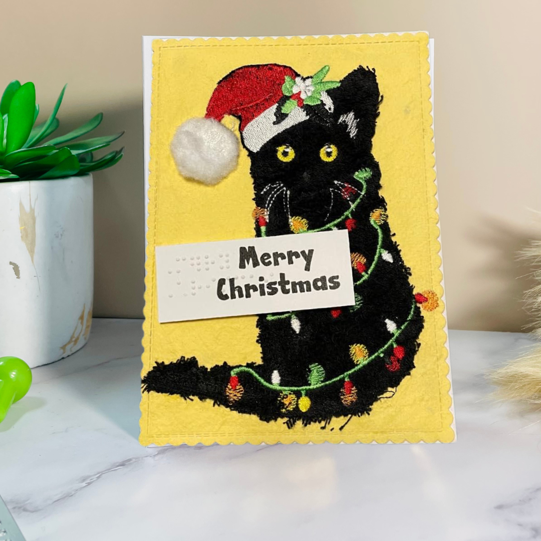 Braille Christmas Greeting Card – Lillie the Christmas Cat